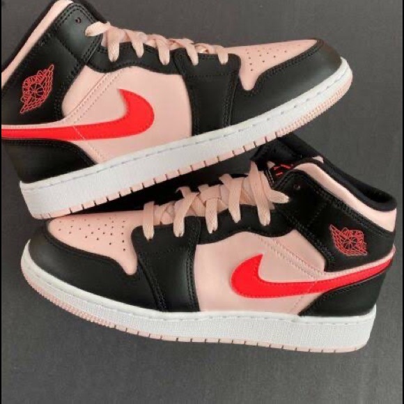 Air Jordan 1 Mid Gs “Atmosphere”